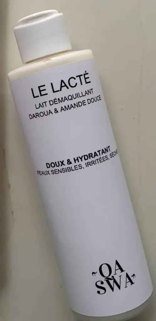 LAIT DÉMAQUILLANT LE LACTÉ