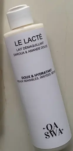 LAIT DÉMAQUILLANT LE LACTÉ